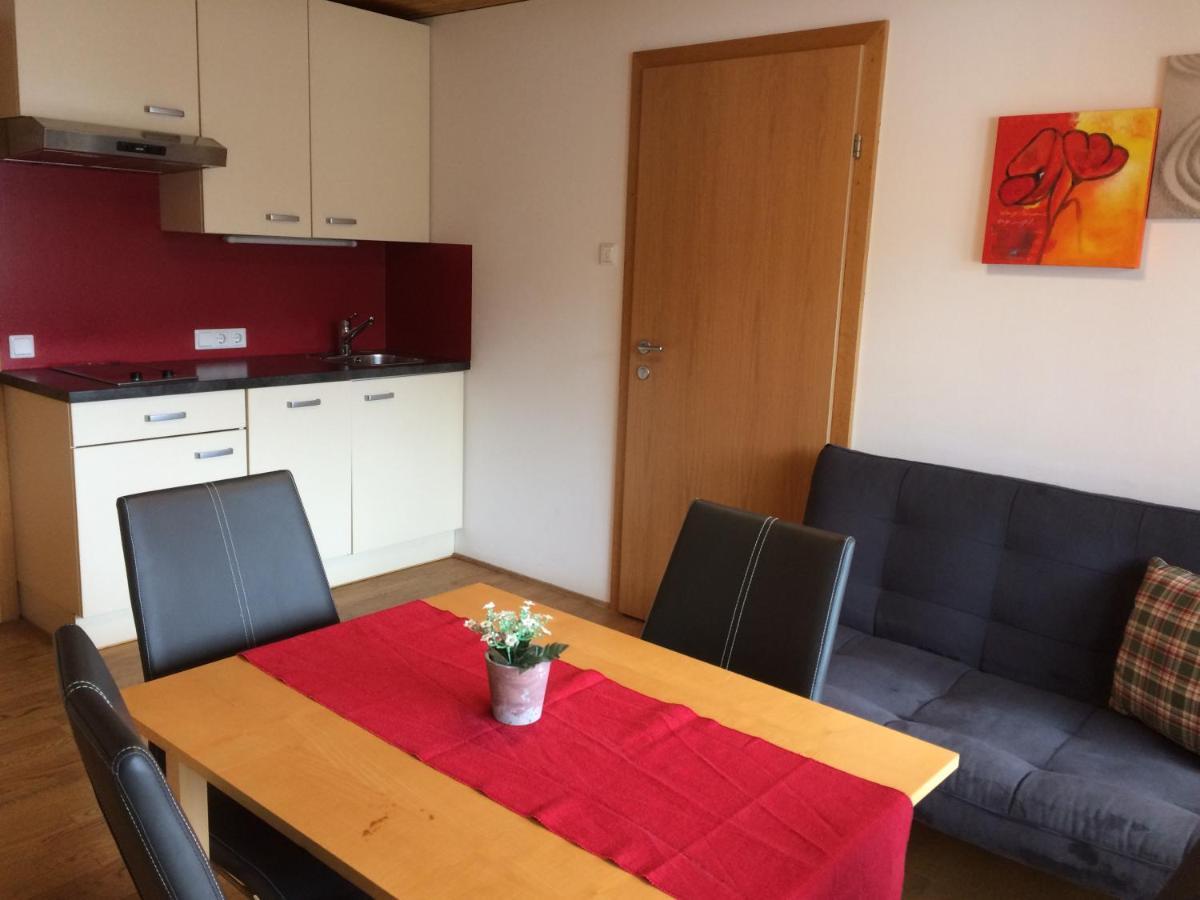 Waeldermetzge Huettenzimmer Und Wohnungen Warth (Vorarlberg) Exterior foto